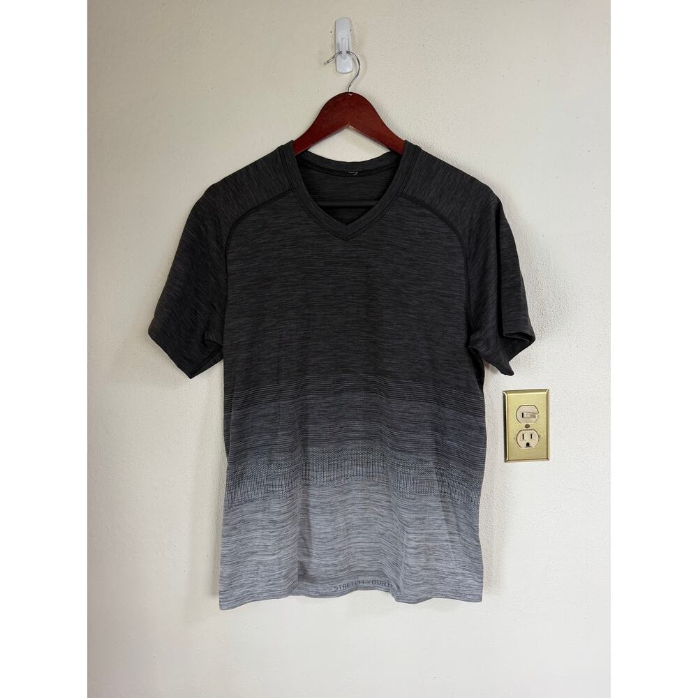 Lululemon Metal Vent Men’s Black Gray Ombre Gradient Short Sleeve T Shirt